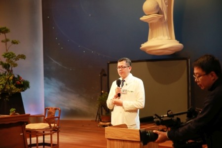 一念善心慈悲源 感動服務結善果