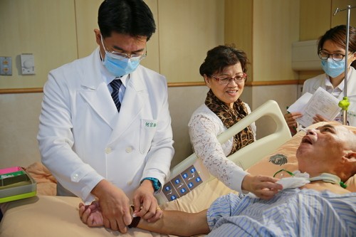 二度盤山過嶺求醫　黃國清遇見奇蹟