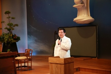 一念善心慈悲源 感動服務結善果