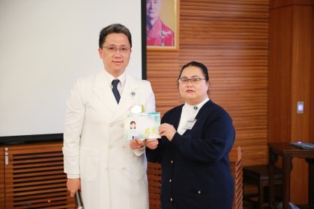 一念善心慈悲源 感動服務結善果