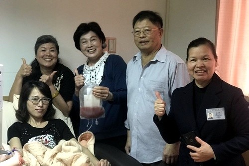 20190410慈濟骨髓幹細胞中心日誌——捐髓行善又行孝　圓滿癌母返鄉願