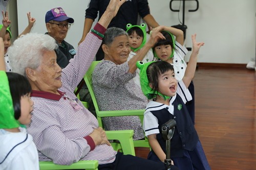 2019/05/15 花蓮慈院《守護生命 從早到晚 從小到老》溫馨座談日誌(三之三) ─ ─妙手妙法真實現　莫忘初衷來時路