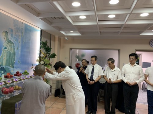 2019/06/25花蓮慈濟醫院日誌——誠心祝福羅錦招老菩薩 並請寶醫師與家人節哀