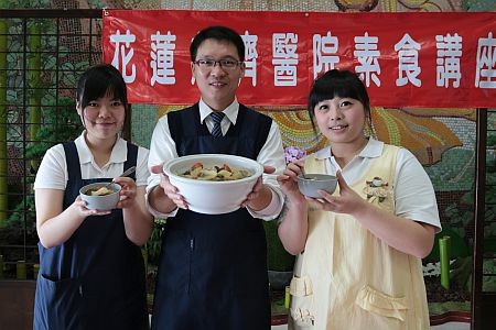 年終美食秀　花蓮慈院藥膳暖身心