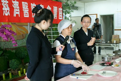 春季養生新食材　洛神花入菜好滋味