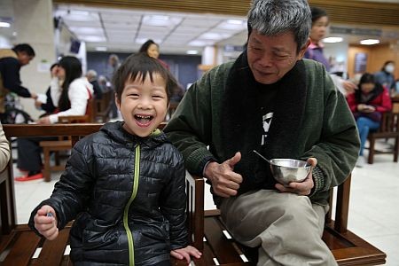 冬至食在心安　《五彩水晶茶湯圓》