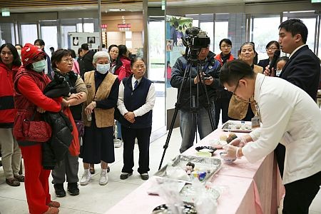冬至食在心安 《五彩水晶茶湯圓》