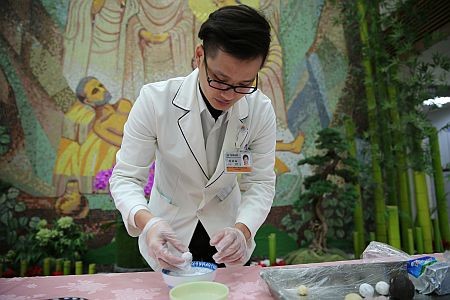 冬至食在心安　《五彩水晶茶湯圓》