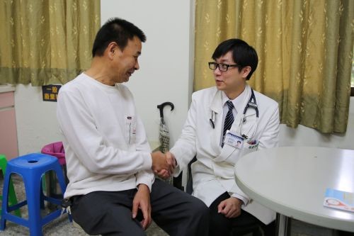 手術「心臟不停跳」　繞道開心獲重生