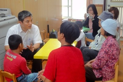 守護慢飛天使　梁忠詔獲早療棕櫚獎