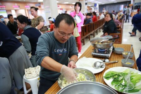 彩色丸子過立冬　寒熱有別才適合