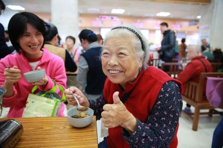 彩色丸子過立冬 寒熱有別才適合