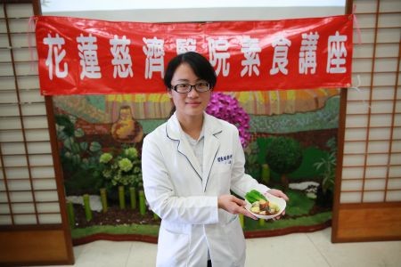 彩色丸子過立冬　寒熱有別才適合