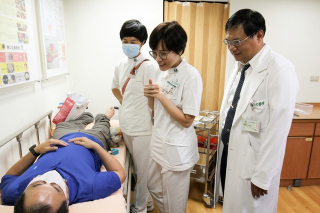 傷口總是好不了　傷口造口照護門診照顧您