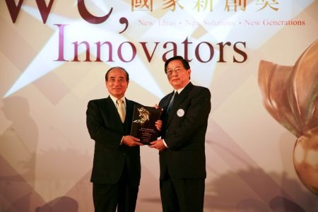 噬菌體對抗超級細菌 陳立光獲國家新創獎 噬菌體對抗超級細菌 陳立光獲國家新創獎