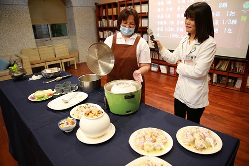 電鍋蔬食年菜食譜:蔬食佛跳牆、開運白玉蘿蔔盅