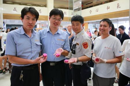 火龍果冰皮月餅　低油低糖輕鬆過中秋