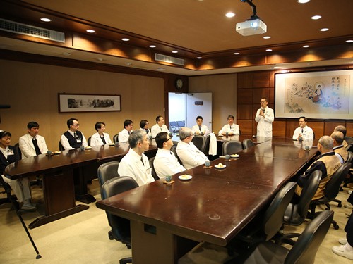 疼痛中心啟用－整合多科專業全方位治療　遠離疼痛擁抱Better Life