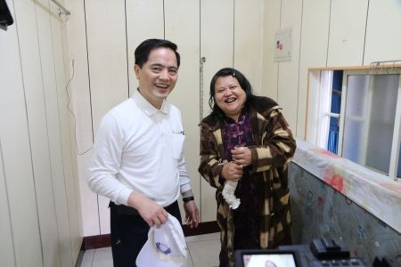 歲末溫馨送暖　花蓮慈院居家關懷大掃除