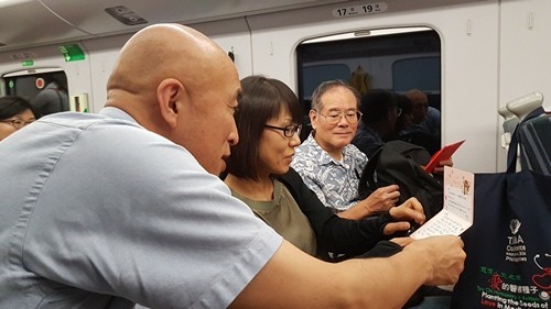 收到滿滿的洋蔥信 日本家屬捐款助花蓮災後重建