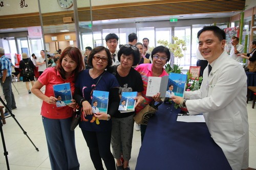 盤山過嶺見證醫療愛 創新研發志為難症病人找方法