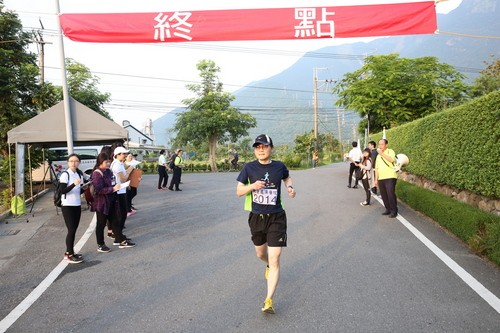 健康路跑「回歸心靈故鄉」　花蓮慈院歡慶３２歲