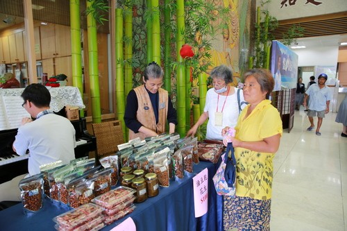 盤山過嶺見證醫療愛 創新研發志為難症病人找方法