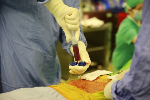 免疫治療抗癌新突破　花蓮慈院李啟誠分享醫療科技展精準醫療講座