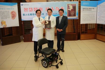 智慧醫療以人為本 360度原地旋轉體感移動載具獲國家新創獎