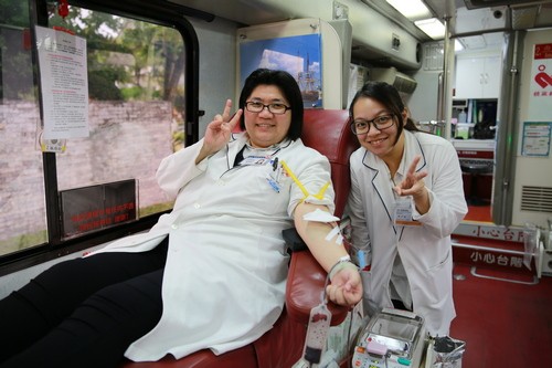 體驗一日醫檢師　花蓮慈院醫檢師過節不忘關心民眾