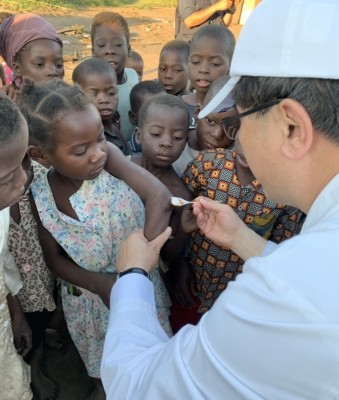 醫愛之光跨海閃耀　慈濟人醫會東非義診