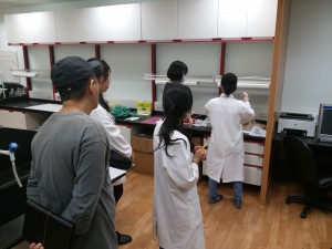 User training course of Micron IV retinal image microscope