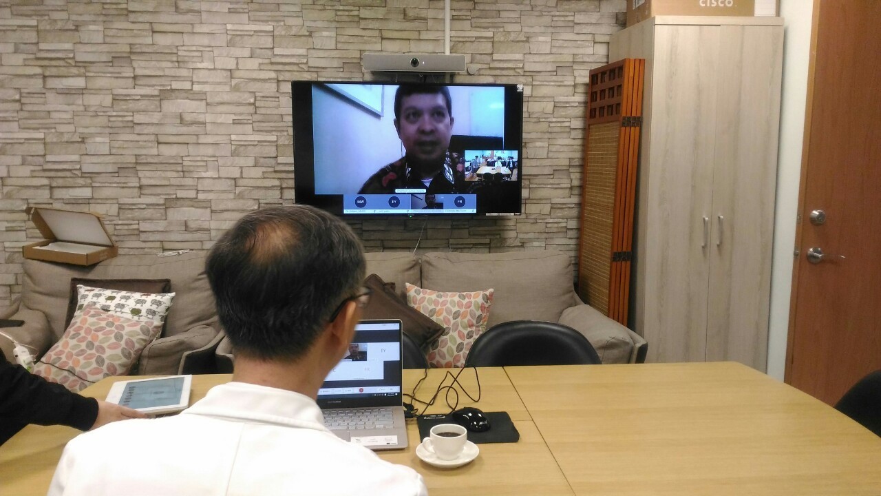 講者花蓮慈濟醫院國際醫學中心主任李啟誠醫師與印尼慈濟醫院Edi Setiawan Tehuteru醫師