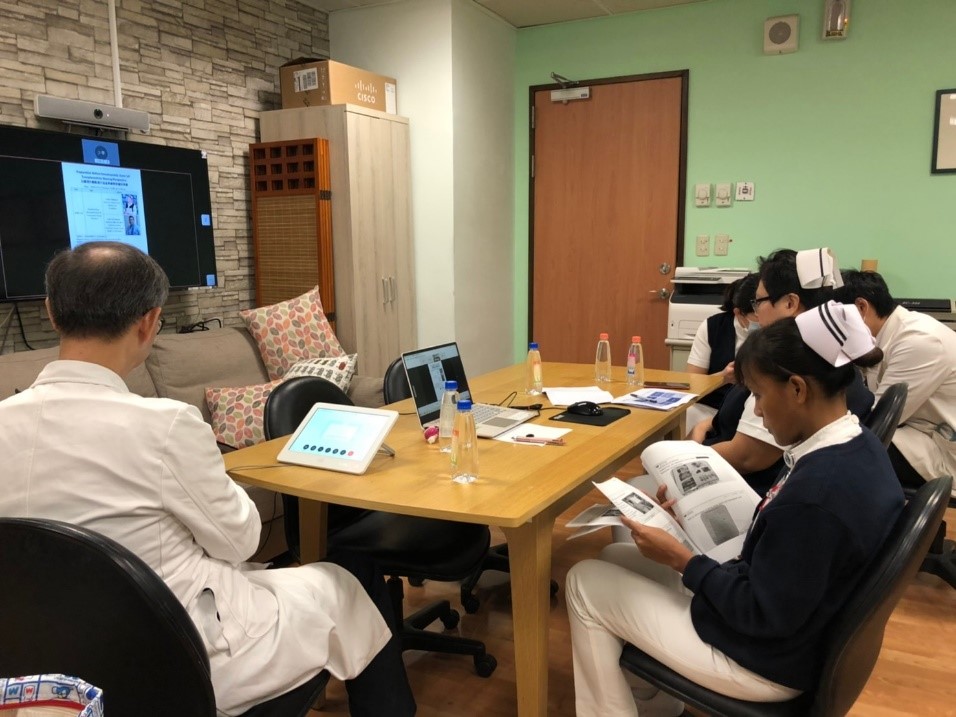 圖說：2020/12/15以護理的觀點進行造血幹細胞移植前準備 Preparation Before Hematopoietic Stem Cell Transplantation: Nursing Perspective由花蓮慈濟醫院護理部鄭雅君督導、李依蓉護理長擔任講者。