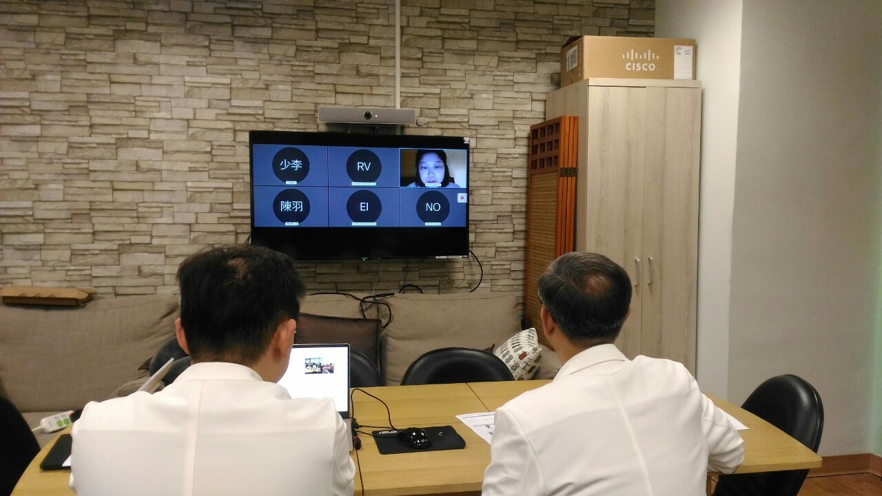 圖說：由花蓮慈濟醫院血液腫瘤科李啟誠主任(右)、黃威翰醫師(左)擔任講者。