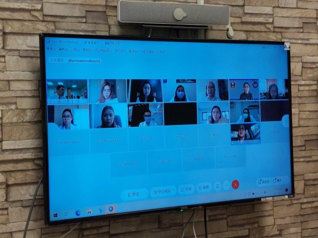 左圖：台菲視訊會議小兒部醫學講座:思覺失調症之案例探討，多位菲方醫師上線參與。