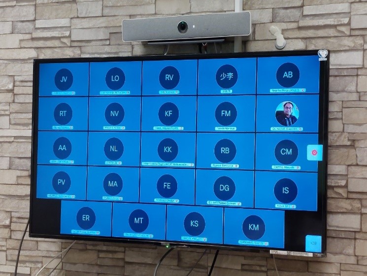 左圖：多位來自菲律賓、越南、醫事人員上線參與，包括菲律賓崇仁醫學院(Chinese General Hospital Colleges)多位教授。