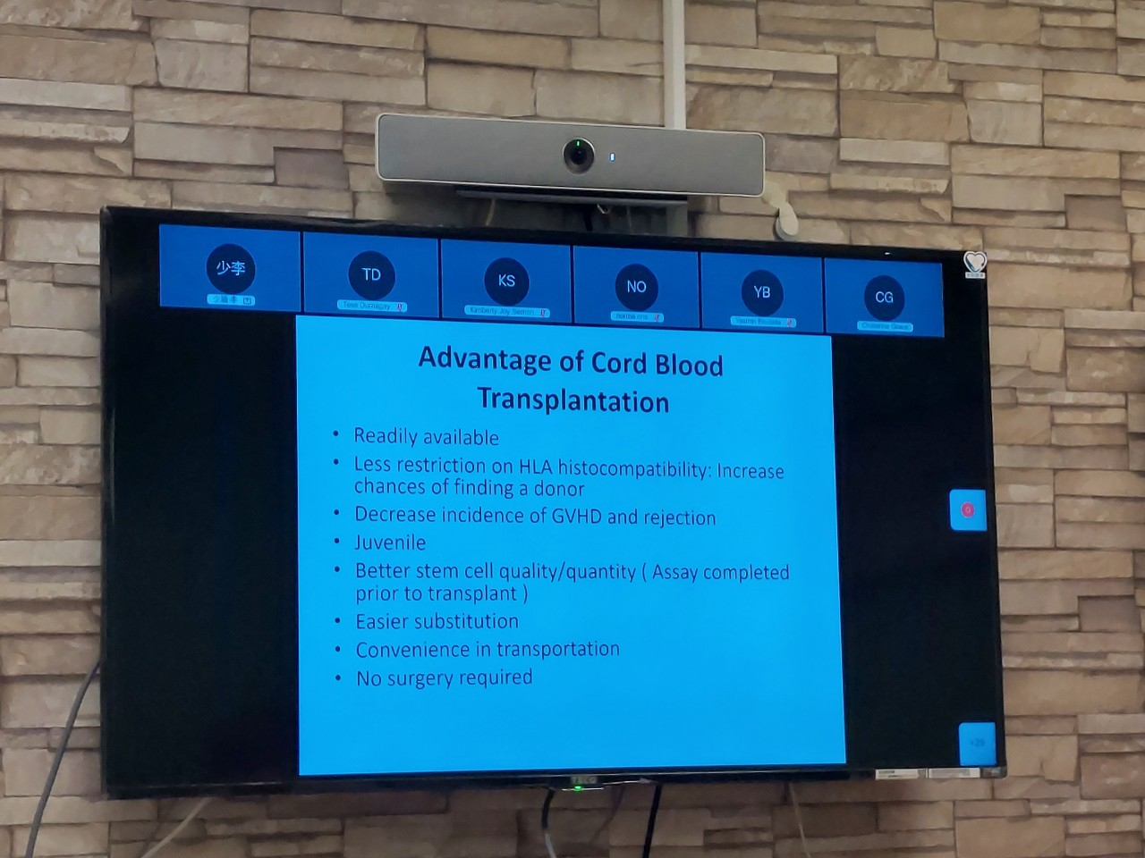 右圖：06/09講者花蓮慈濟醫院骨髓幹細胞中心楊國梁主任精心準備簡報，與參與者分享。