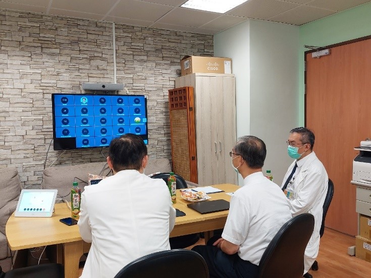 照片說明：2021/07/21(三)新南向造血幹細胞移植遠距進階跨國講座: Update of Auto-HSCT for Multiple Myeloma，台方雙方互動熱烈。