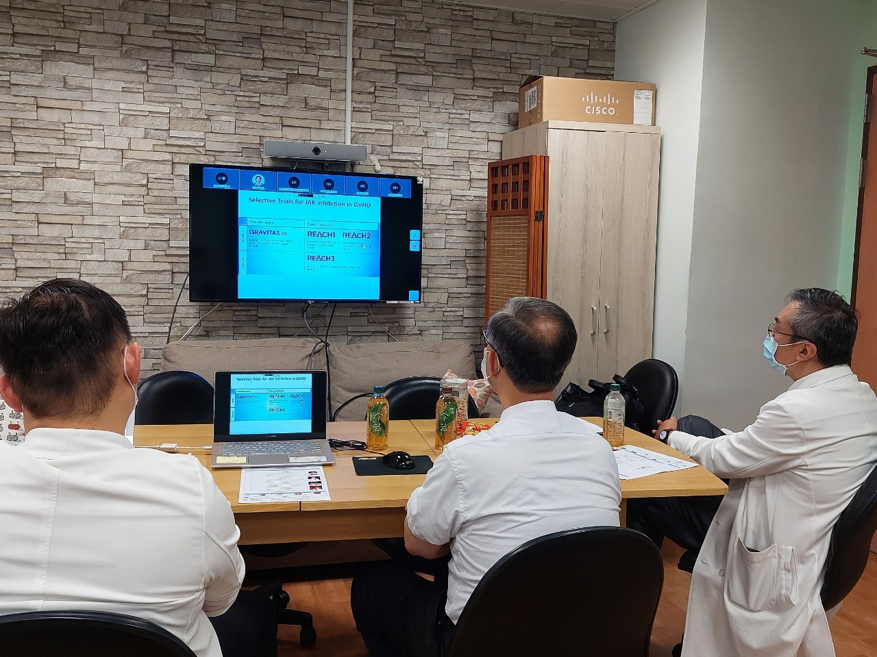 照片說明：2021/08/18(三)新南向造血幹細胞移植遠距進階跨國講座: Acute GVHD After Allo-HSCT活動現場。