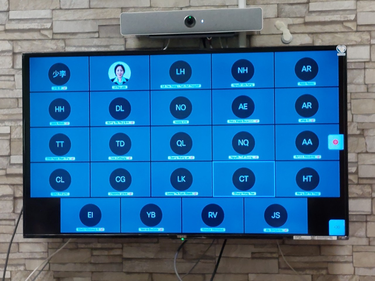 2021/08/18(三)新南向造血幹細胞移植遠距進階跨國講座: Acute GVHD After Allo-HSCT，多位新南向友人參與。