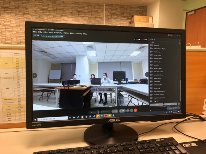 照片說明：2021/09/09(四)新南向中醫藥暨針灸遠距進階跨國講座: The Recent Developments and Future Trends of the Chinese Medicine Preparation Industry in Taiwan勝昌藥廠傅緹潔課長擔任演講者。