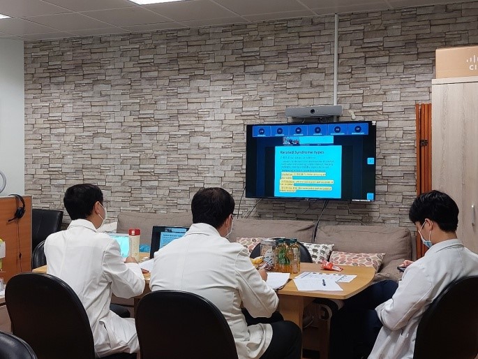 2021/09/16(四) 新南向中醫藥暨針灸遠距進階跨國講座: Application of Traditional Chinese Medicine for Menopause活動現場。