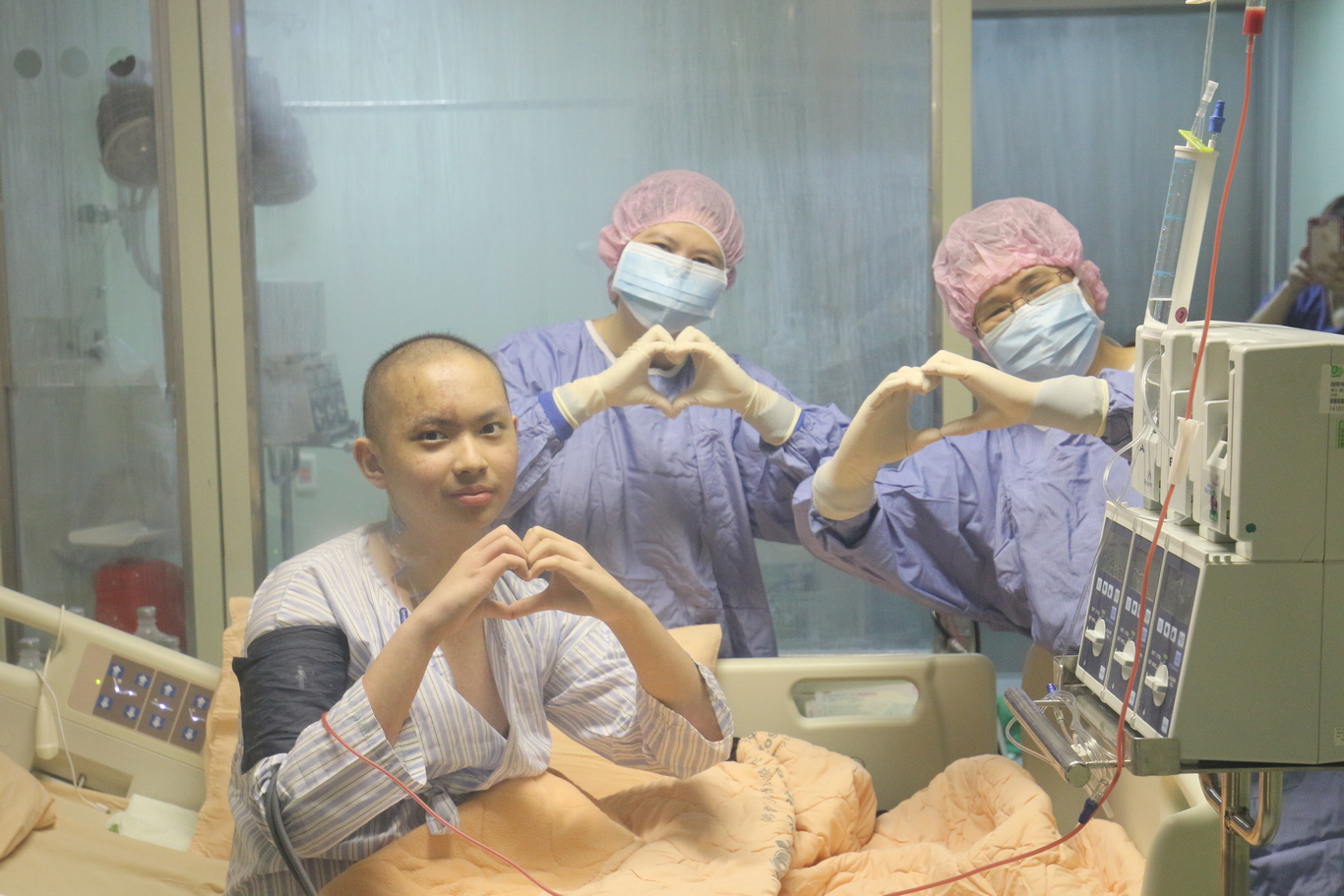 來自菲律賓白血病少年Martin接受母親的造血幹細胞移植